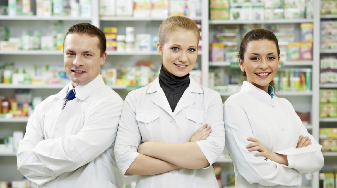 Multiple Pharmacists in Retail Practice Setting